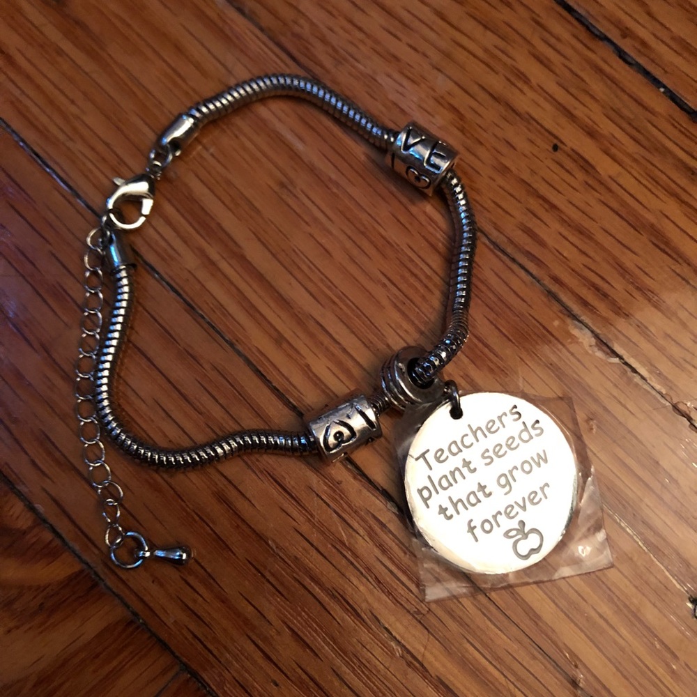 Bracelet